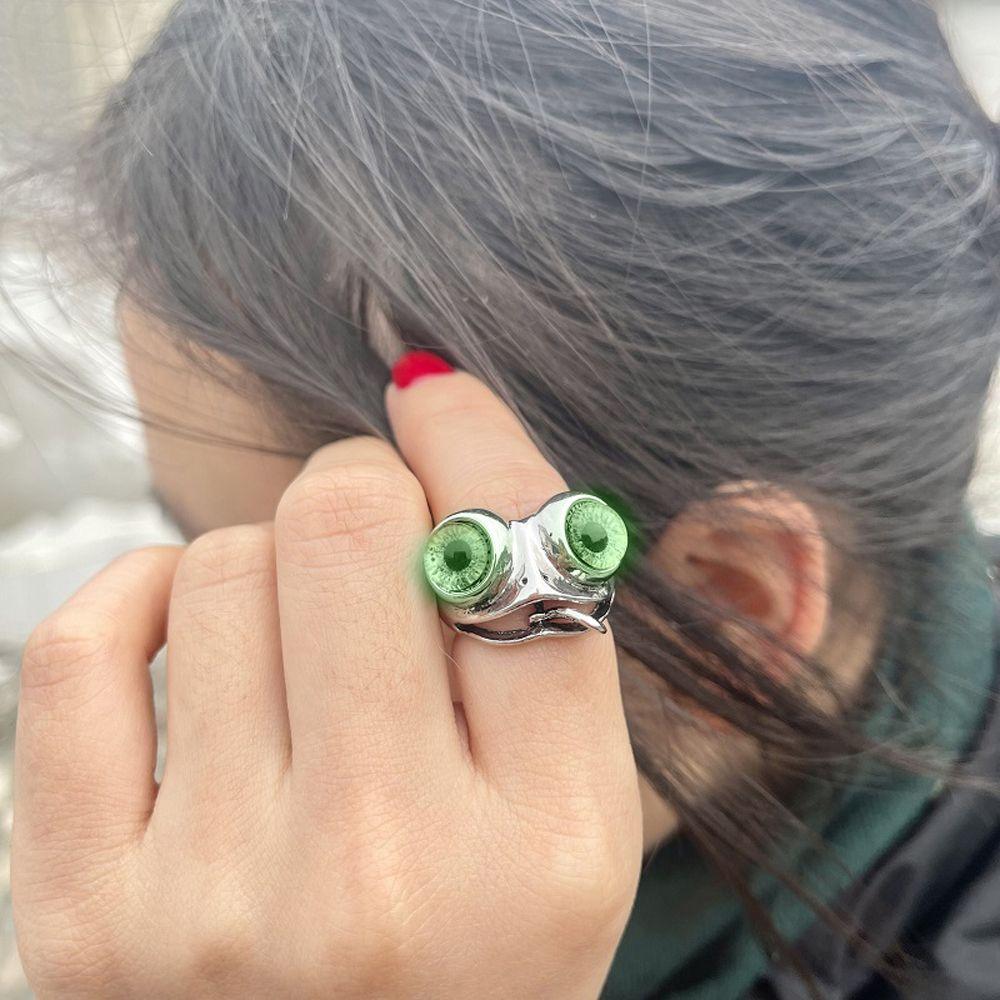Creative Frog Tongue Green Eyes Open Silver Ring