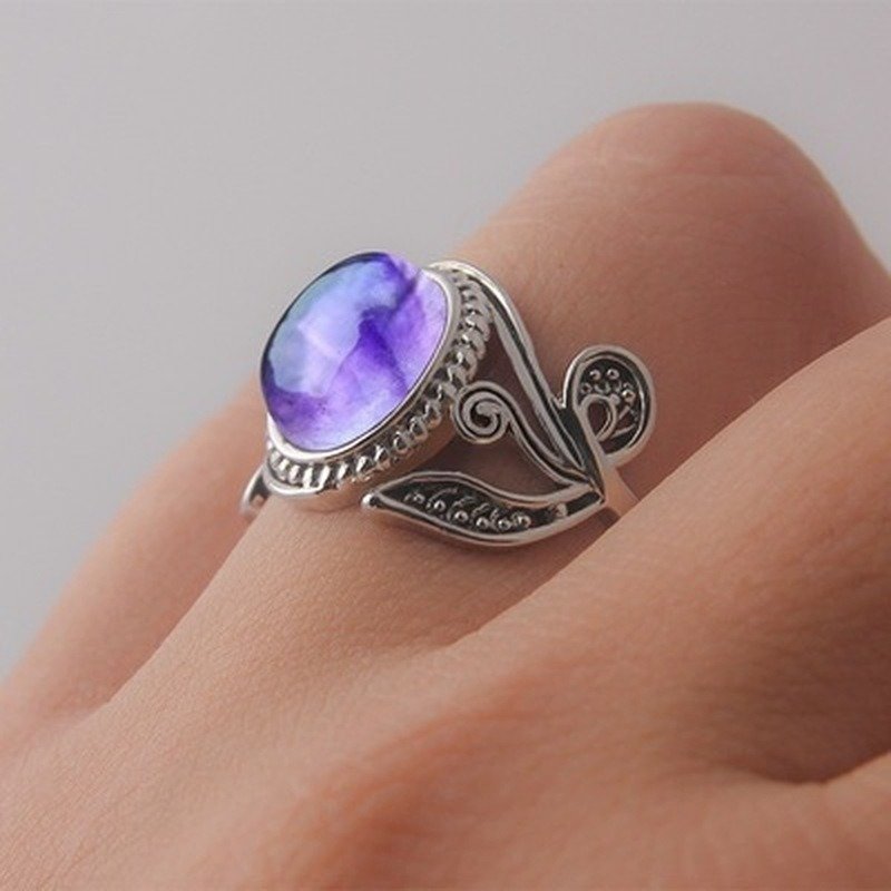 Antique Lady Purple Rhinestone Leaf Vintage Silver Ring