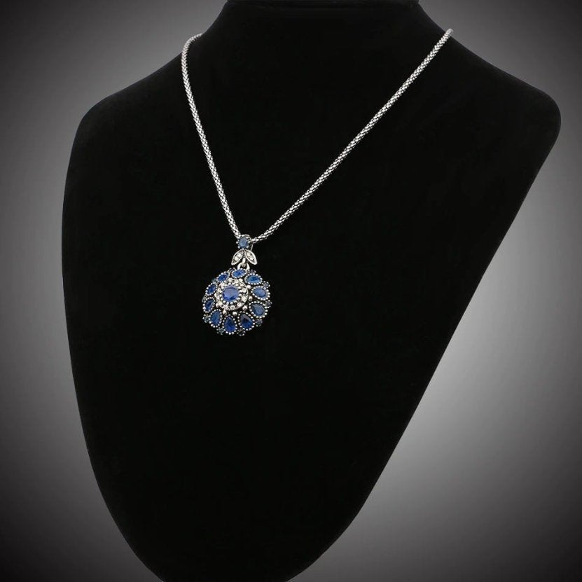 Vintage Tibetan Blue Resin Pendant Bohemian Necklace & Chain