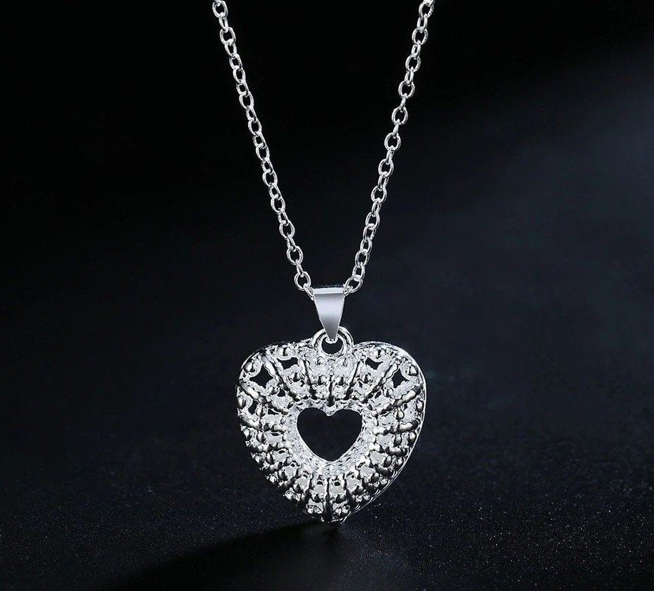 925 Sterling Silver Hollow Heart Shaped Necklace