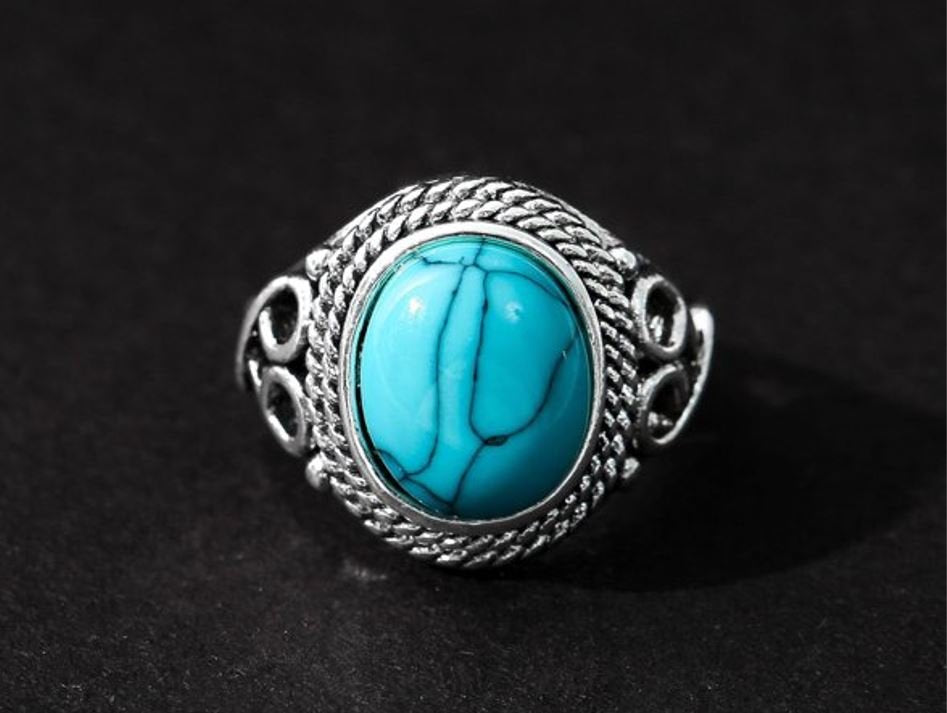 Vintage Classic Oval Natural Blue Turquoise Silver Retro Ring