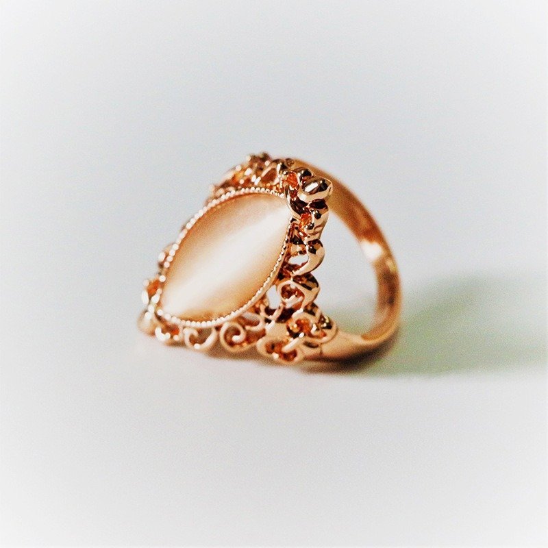 925 Sterling Silver Vintage Pink Opal Rose Gold Tone Ring