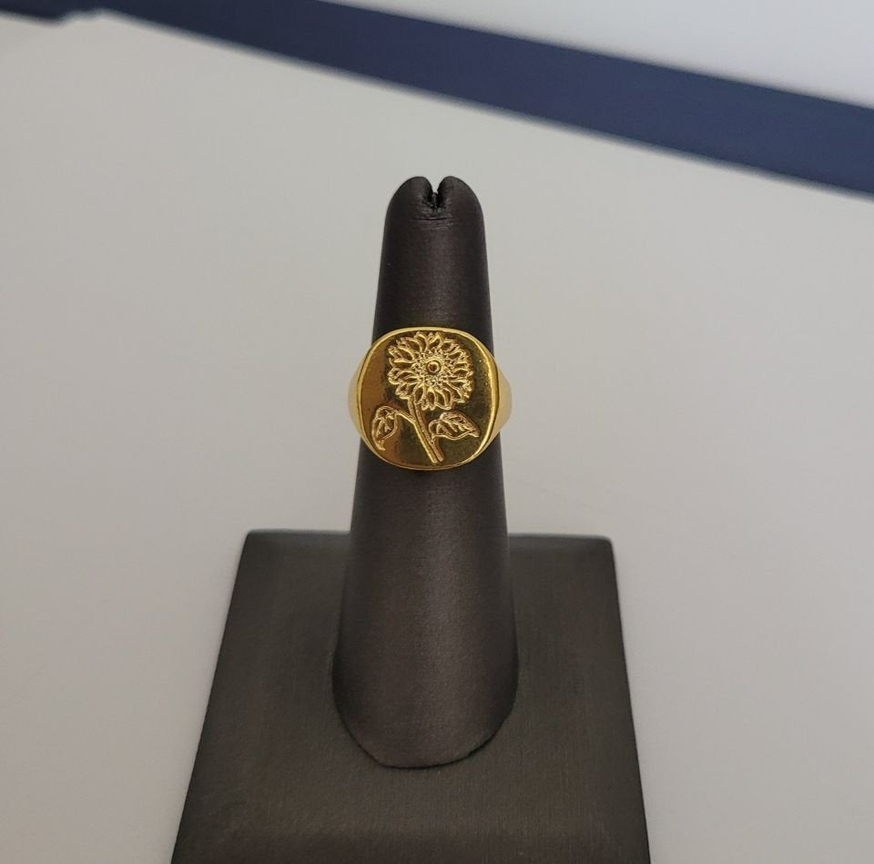 Big Carved Sunflower Engraved Floral Gold Signet Ring