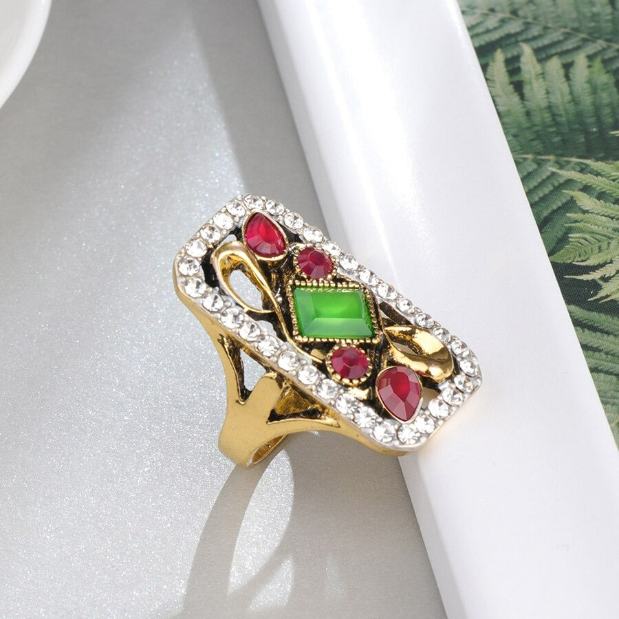 Big Vintage Green & Red Mosaic Antique Gold Ethnic Ring