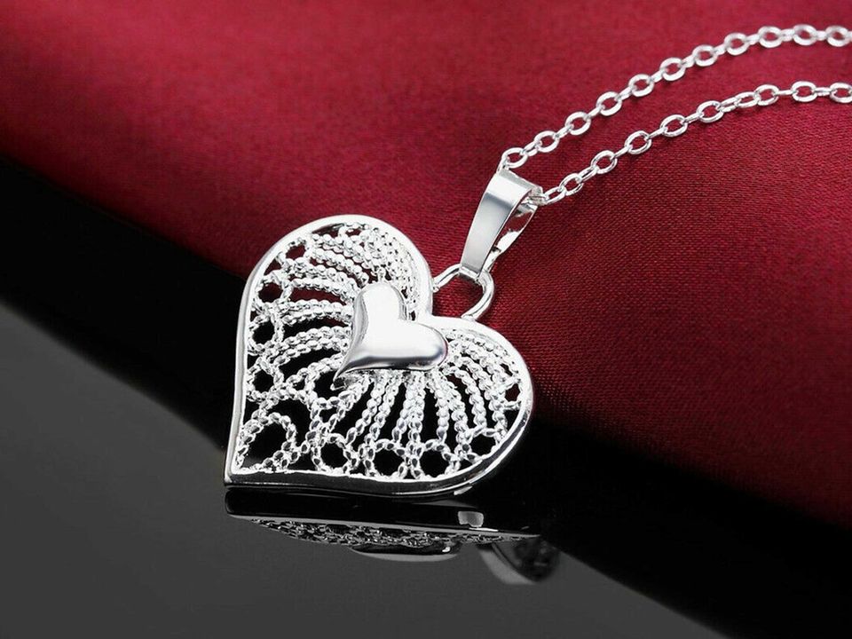 925 Sterling Silver Hollow Heart Shaped Retro Necklace