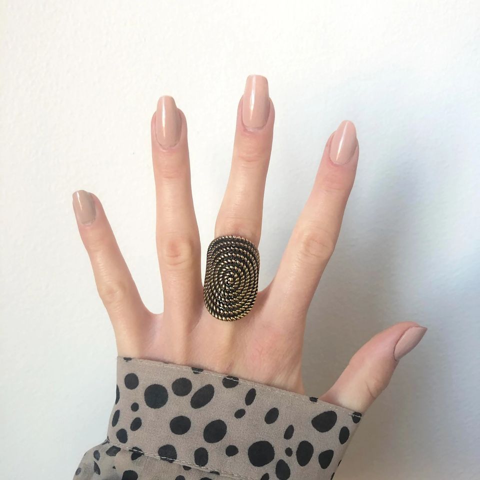 Big Rotating Spiral Rope Antique Gold Ring