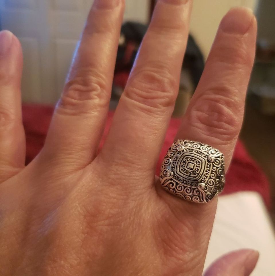 Vintage Rounded Square Silver Swirl Motif Cocktail Ring