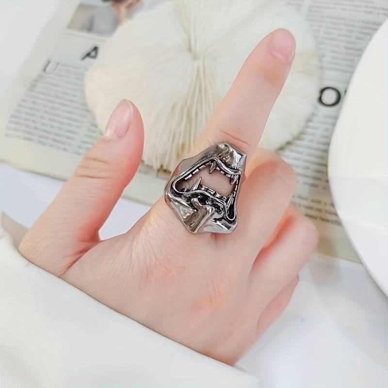 Men's Laughing Japanese Mask Open Mouth Silver Gothic Ring
