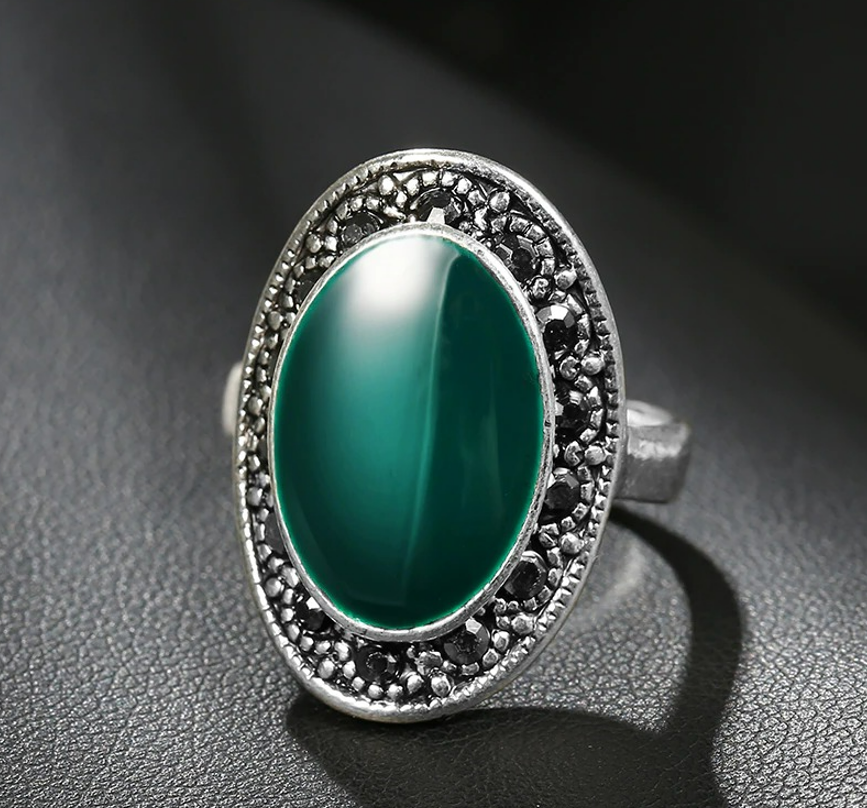 Green Oval Enamel Antique Tibetan Silver Gray Crystal Ring