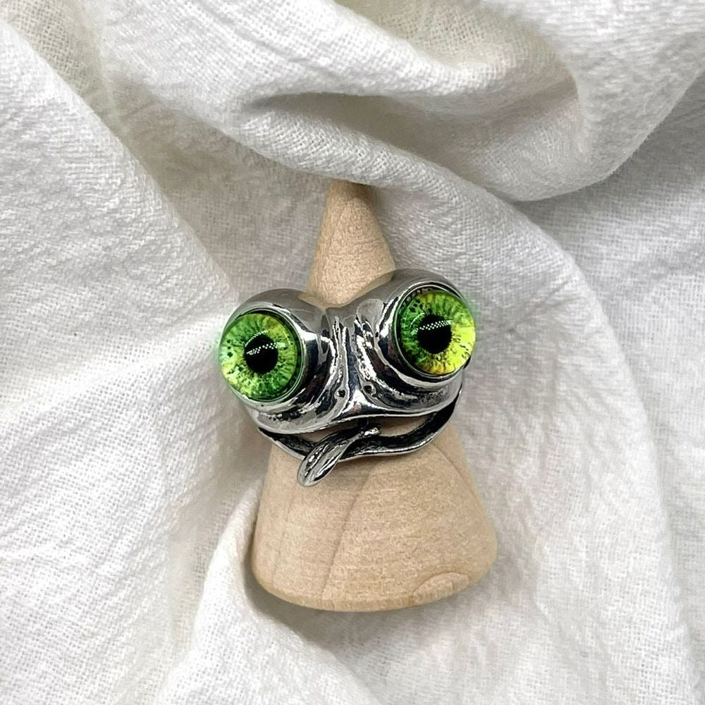 Creative Frog Tongue Green Eyes Open Silver Ring