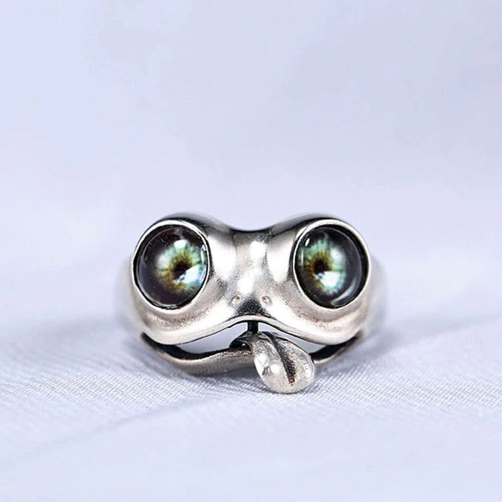 Creative Frog Tongue Green Eyes Open Silver Ring