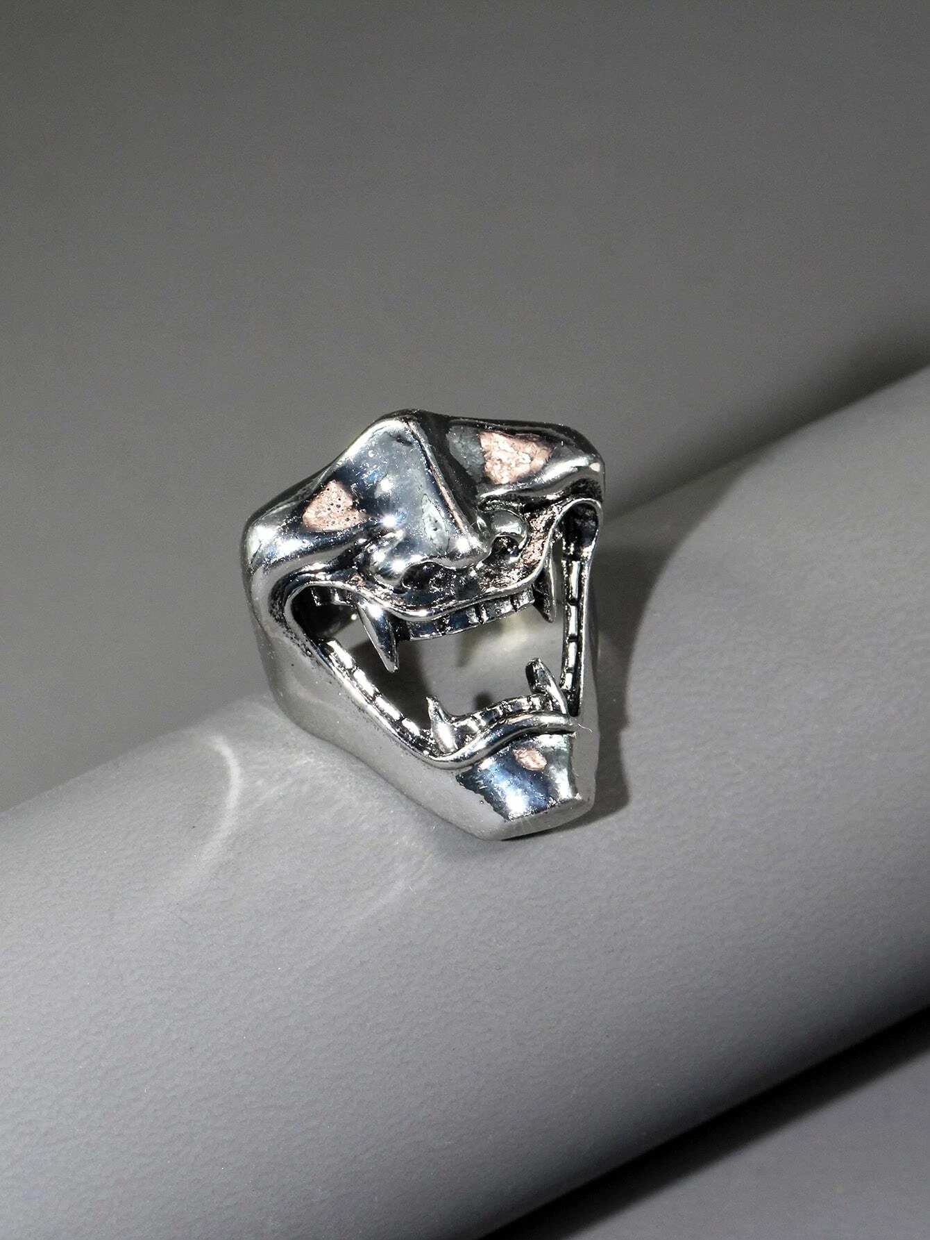 Men's Laughing Japanese Mask Open Mouth Silver Gothic Ring