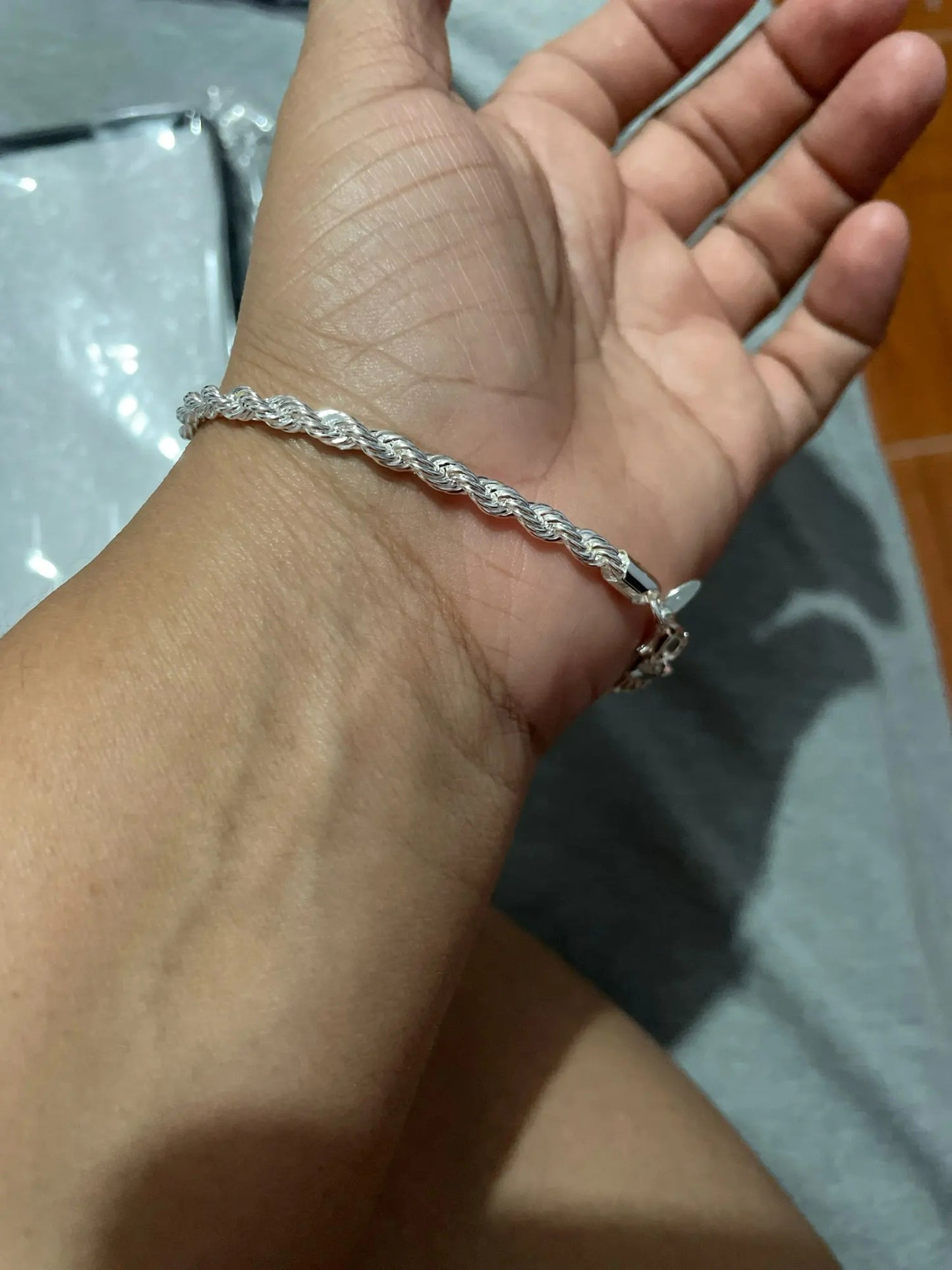 Exquisite 21cm Twisted Chain Silver Bracelet