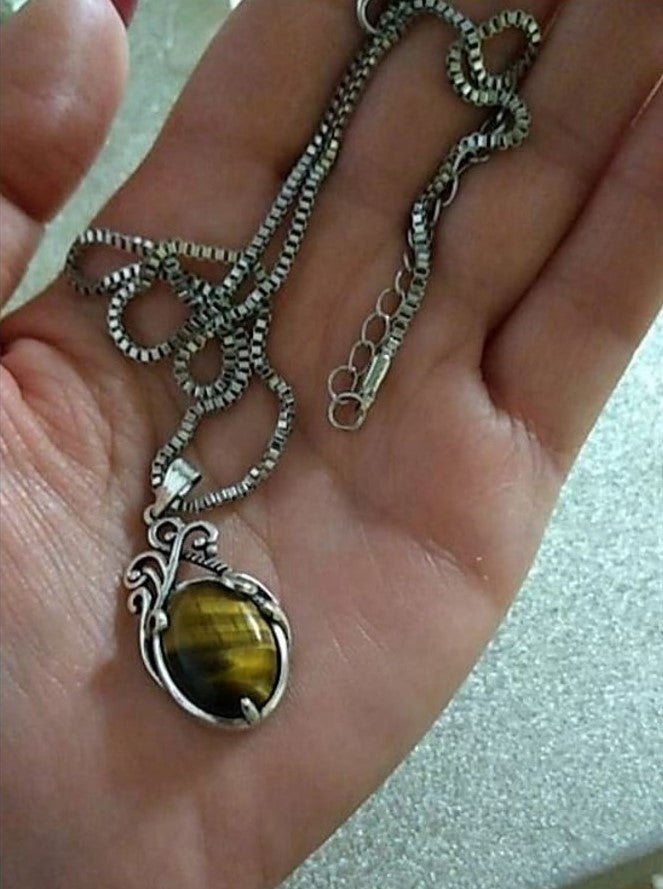 Tiger Eye Necklace Choker Tibetan Silver Pendant & Chain