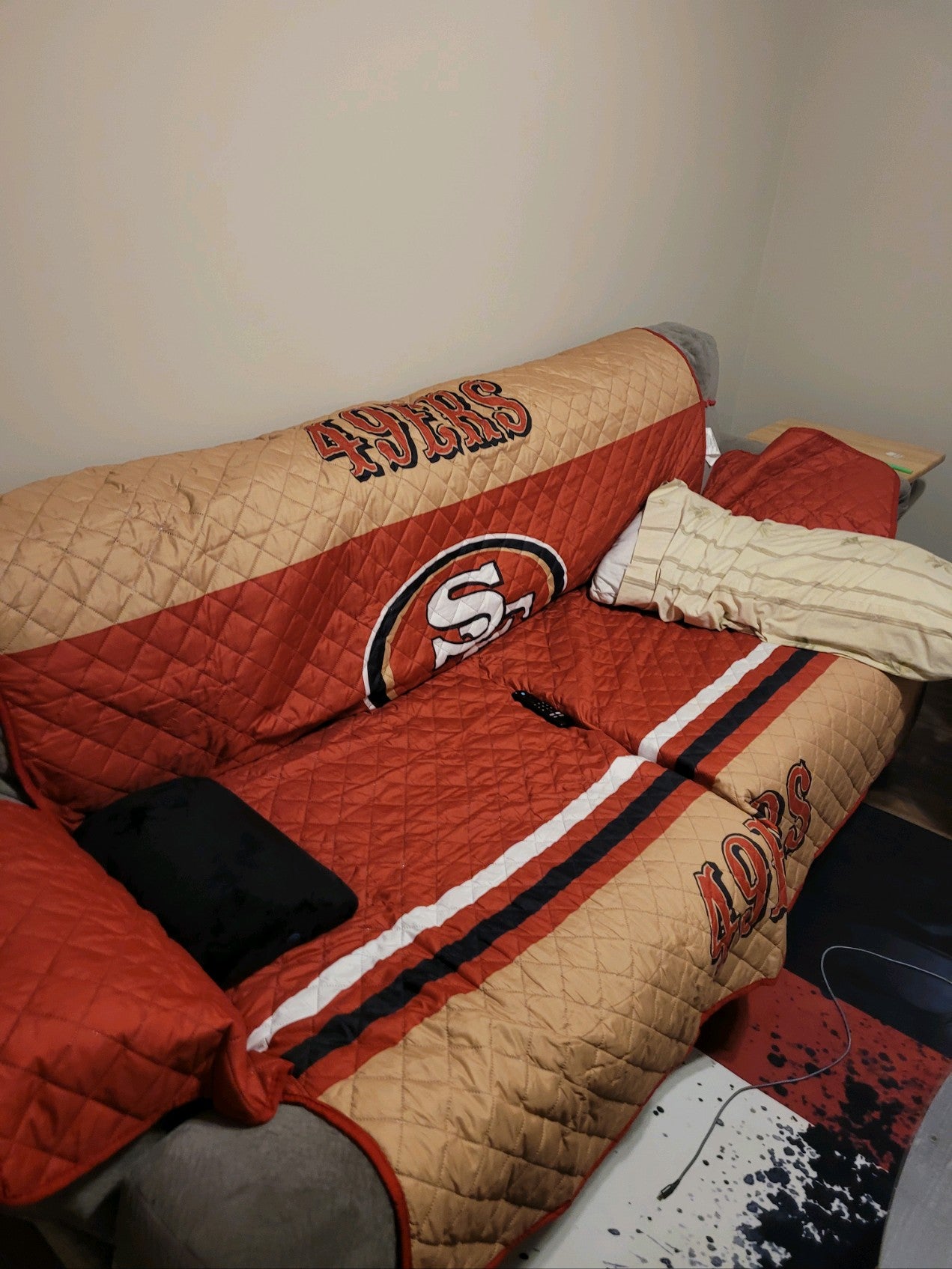 San Francisco 49ers Man Cave Bundle