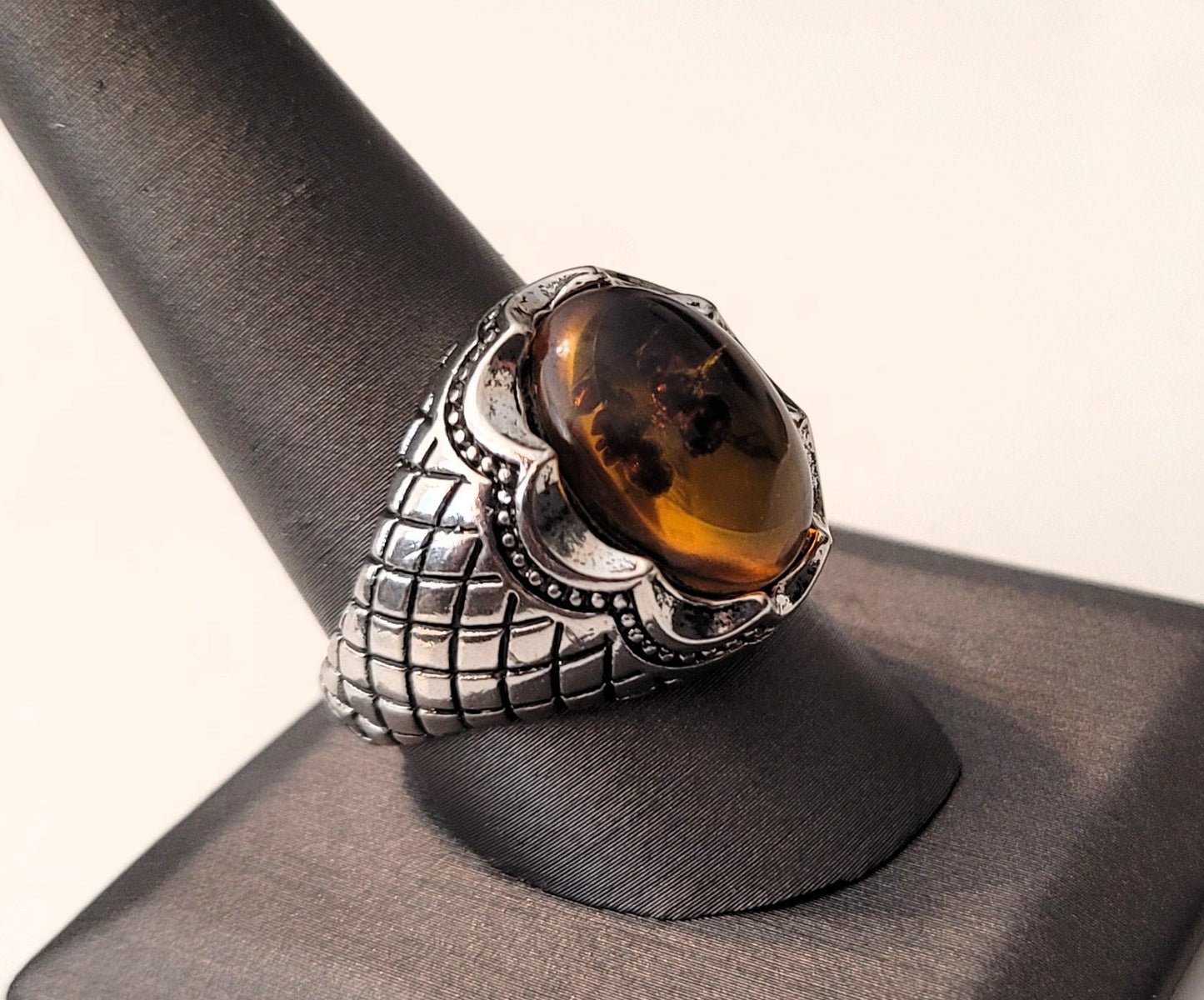 Men's Vintage Inlaid Yellow Amber Ant Fossil Silver Ring