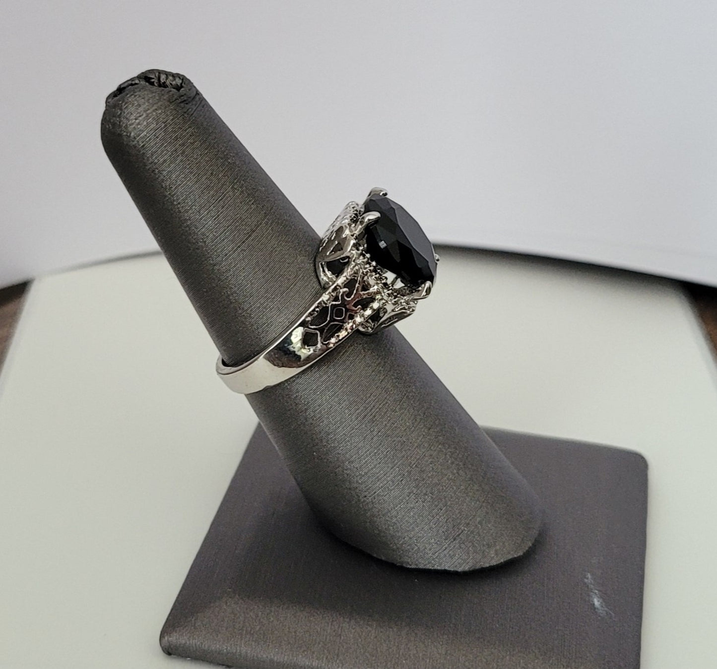 Hollow Out Oval Black Onyx Sterling Silver Ring