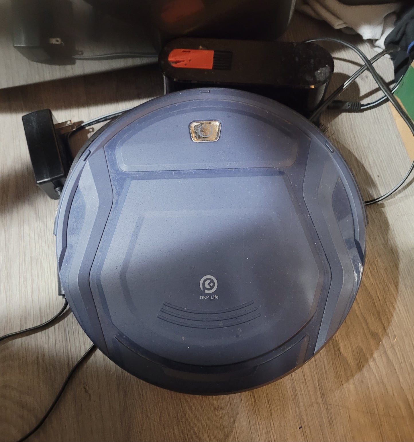 Okp Technologies Corp Robotic Vacuum Cleaner, Model K2.