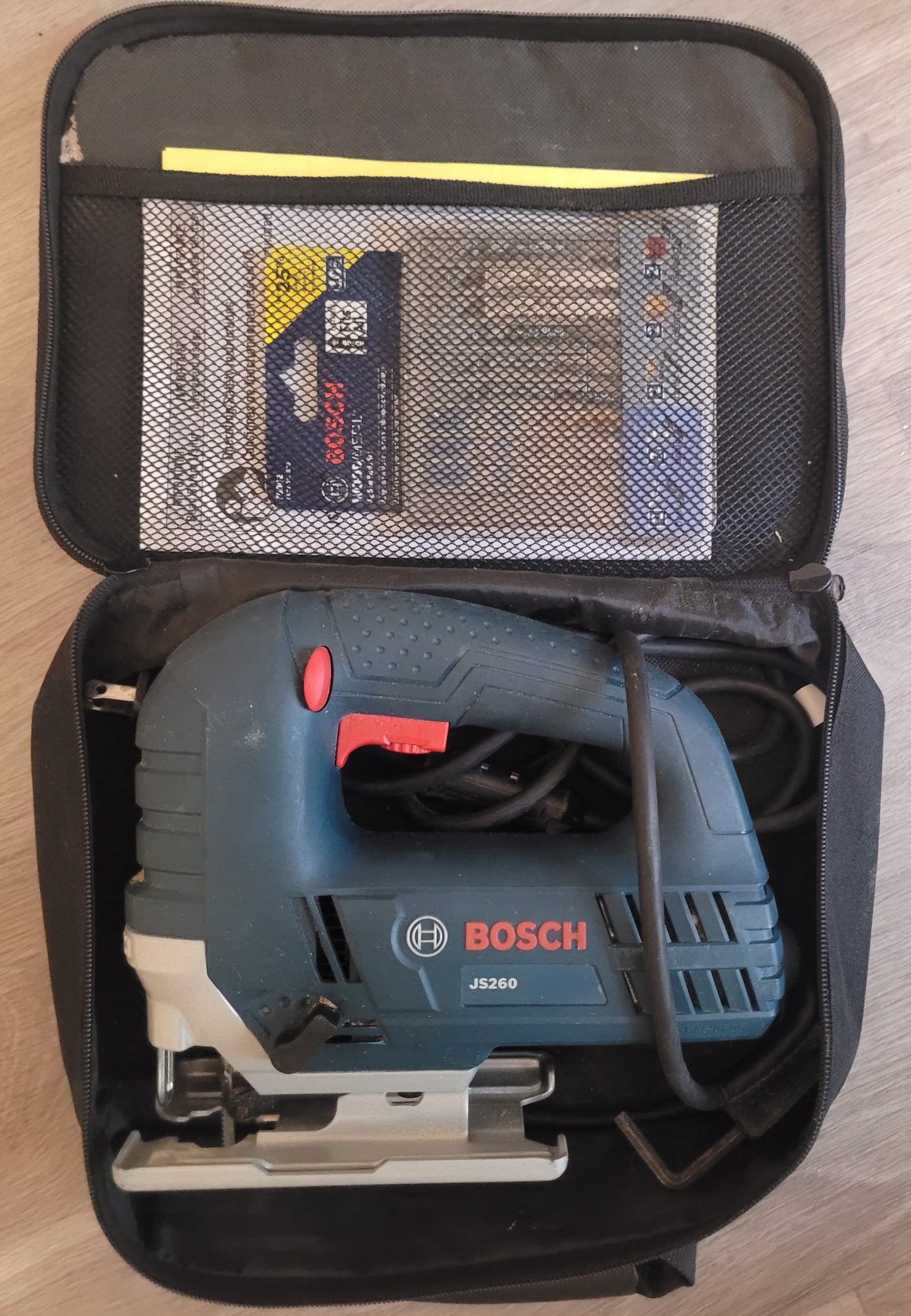 Bosch JS260 Top-Handle Jigsaw & 9pc Blade Set