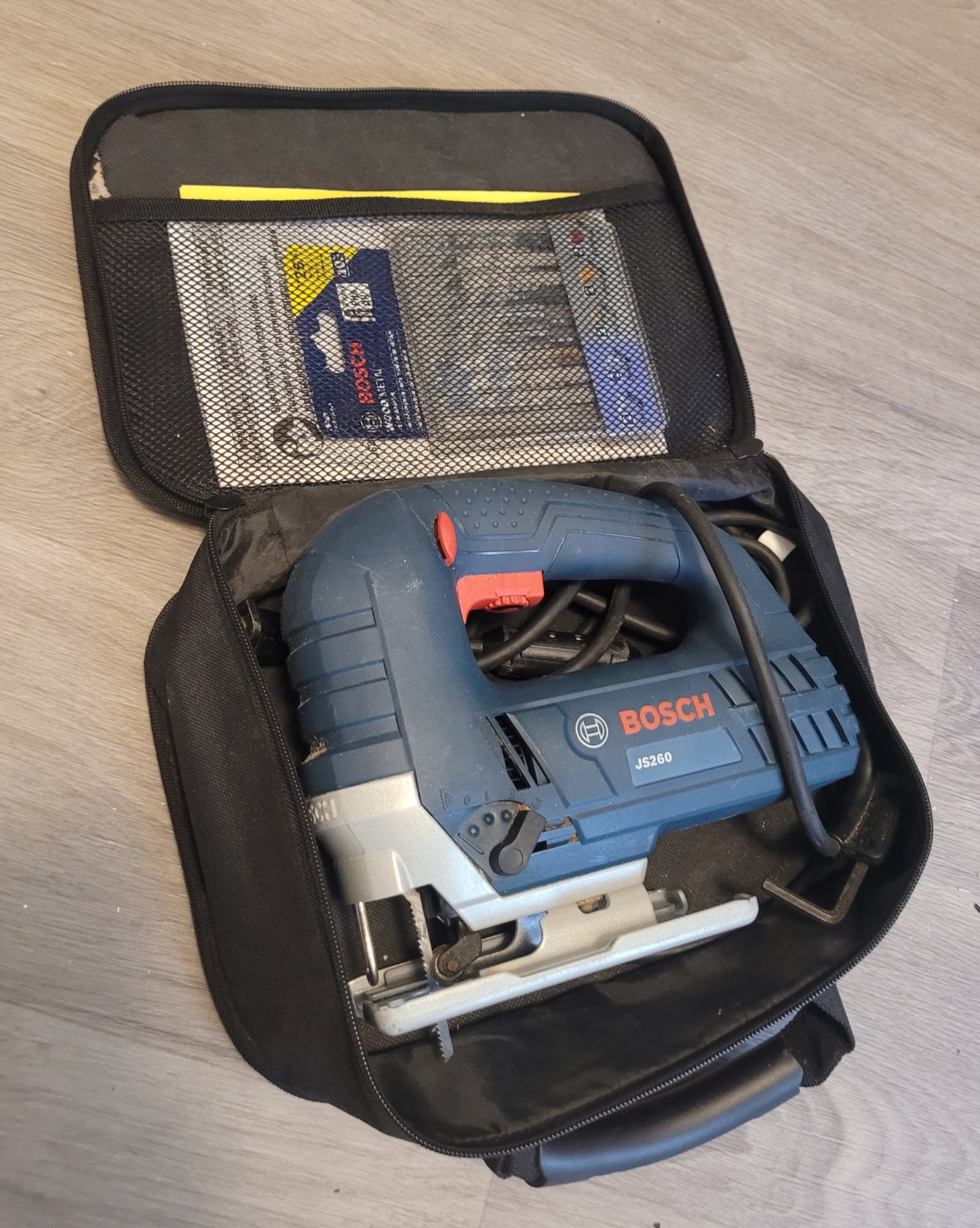 Bosch JS260 Top-Handle Jigsaw & 9pc Blade Set