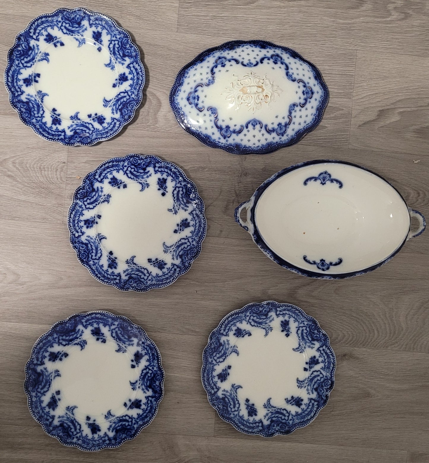 W.H. Grindley "Keele" pattern oval tureen serving bowl