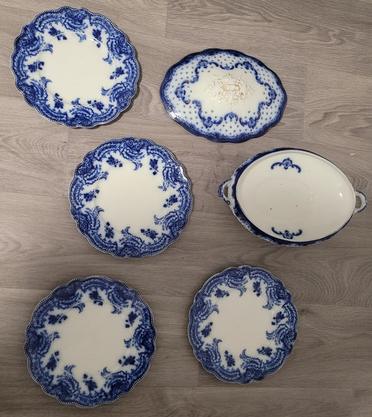 Set of 4 Antique Ford & Sons Flow Blue Plates + Bonus Serving Bowl