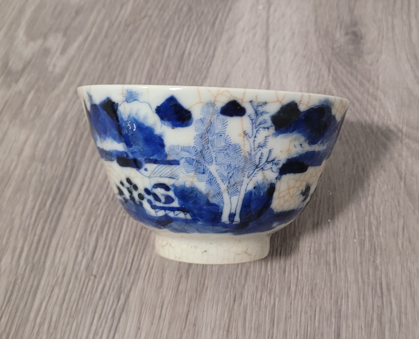 Unknown cup without markings