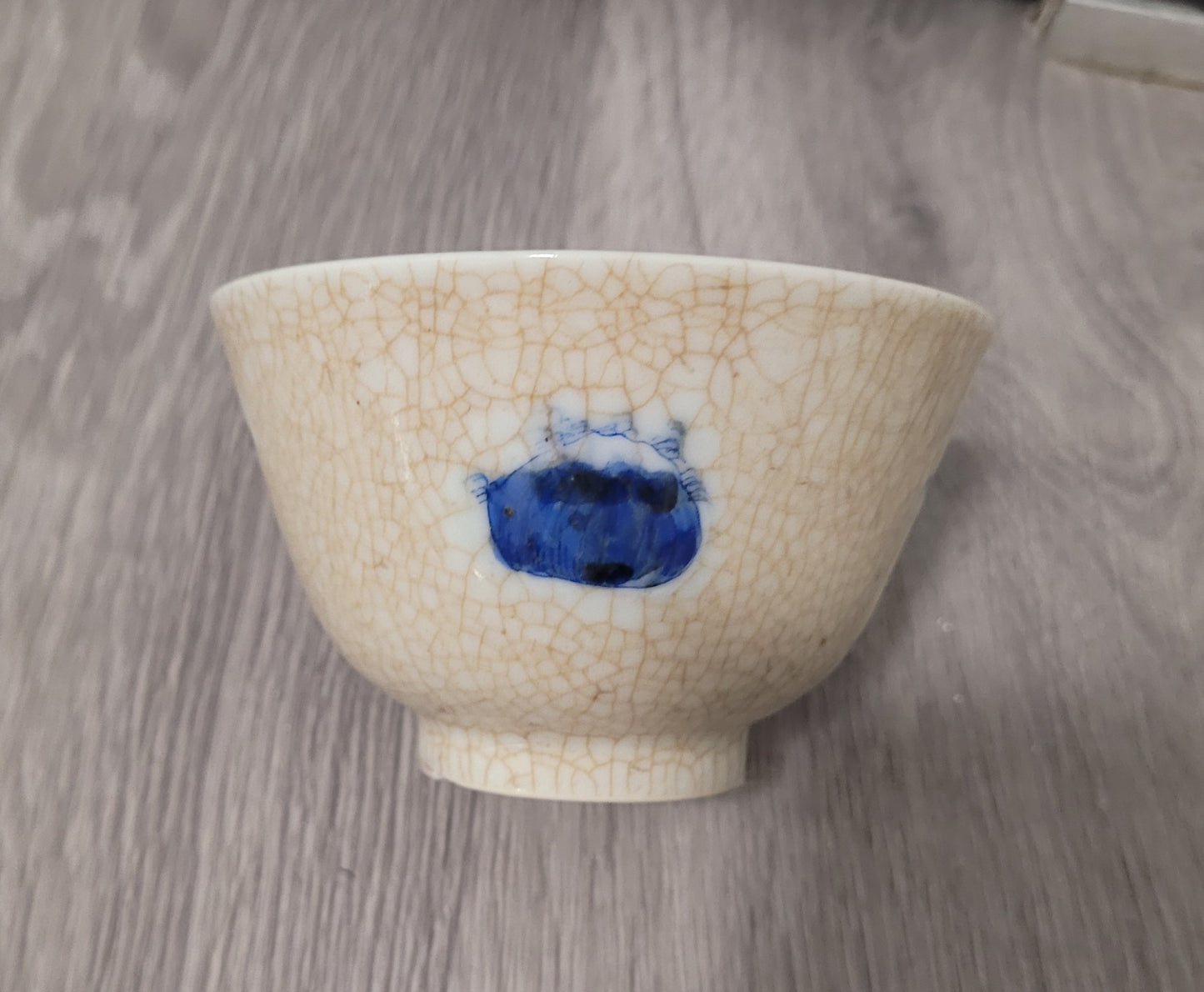 Unknown cup without markings