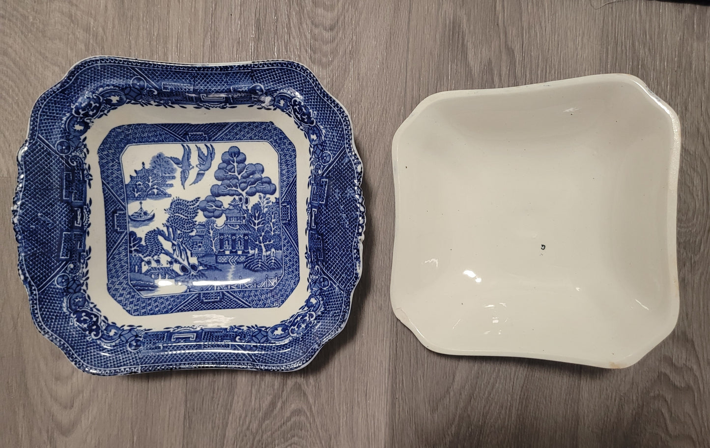 John Steventon & Sons Royal Venton Ware Blue Willow Serving Dish