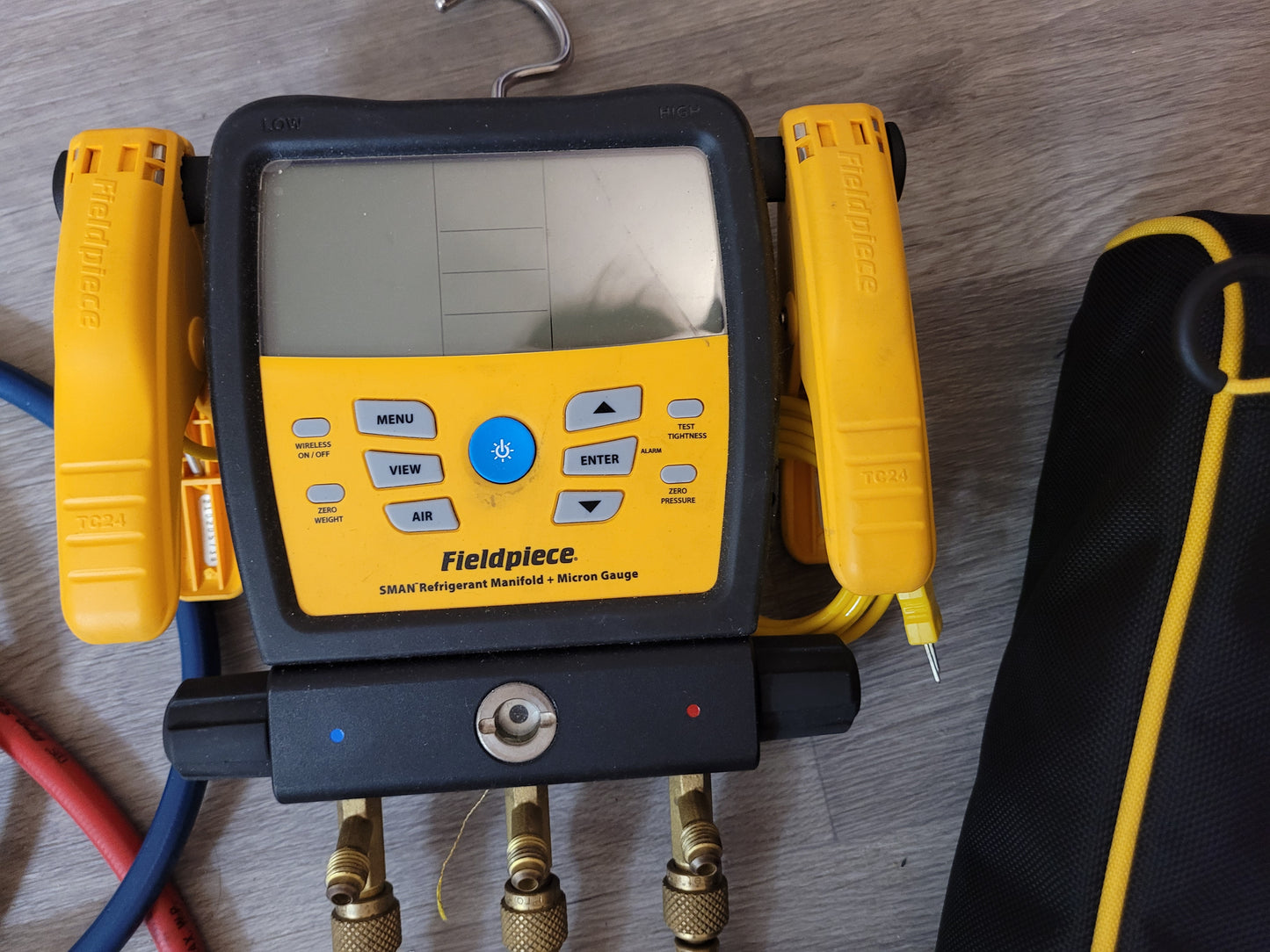 Fieldpiece SM380V Digital Manifold Gauges