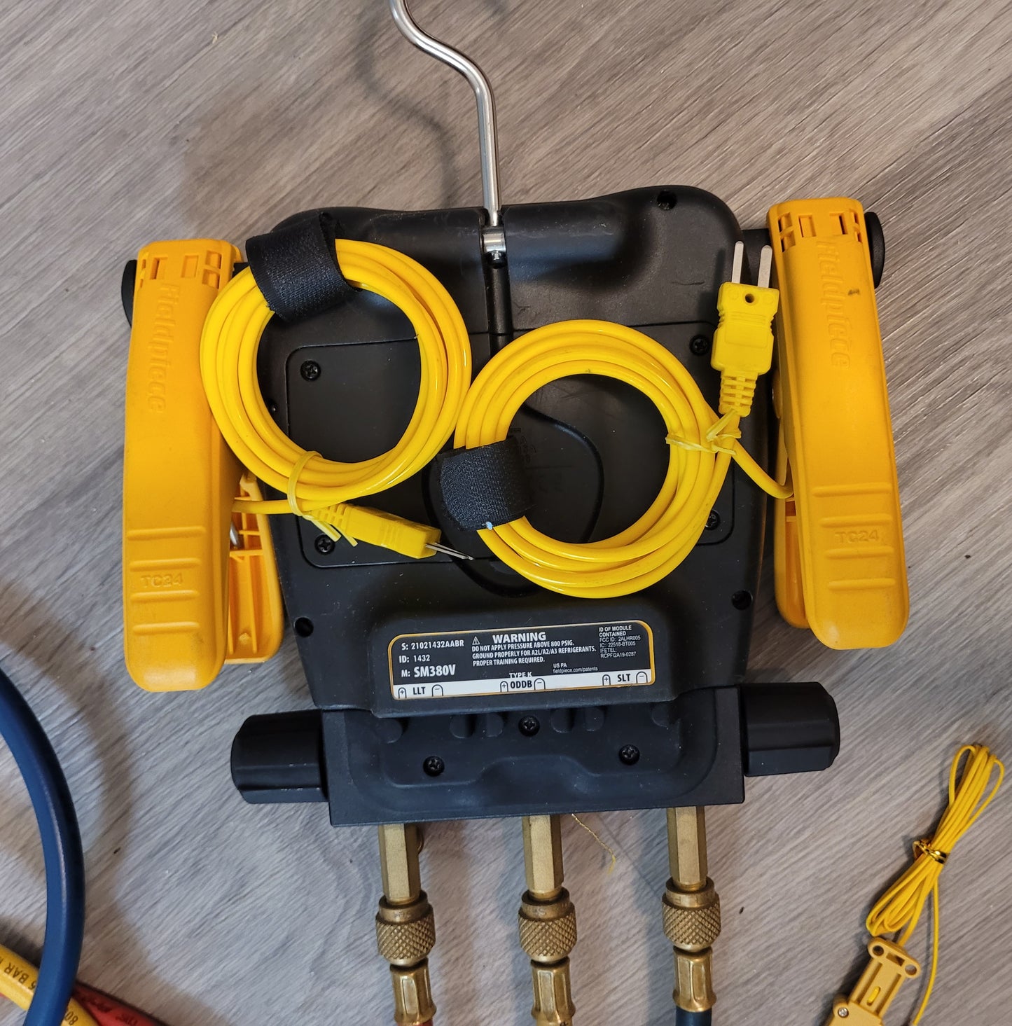 Fieldpiece SM380V Digital Manifold Gauges