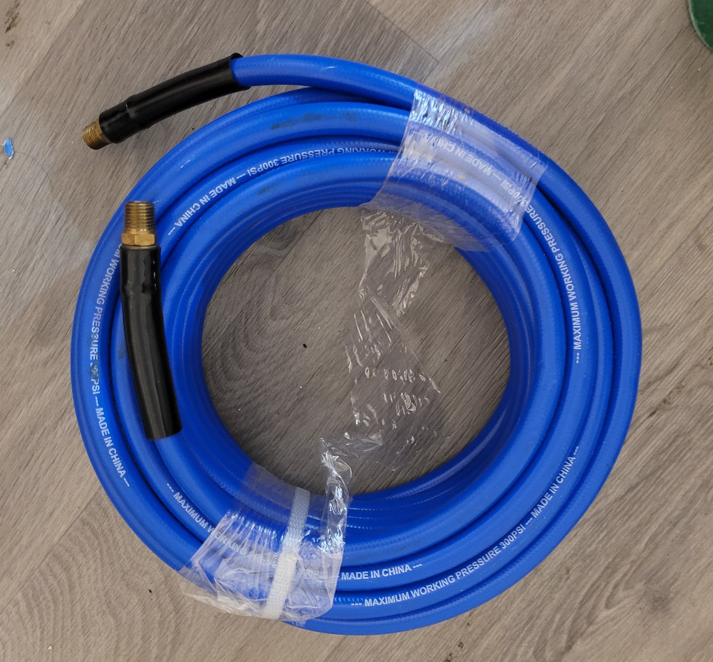 300 PSI air compressor hose