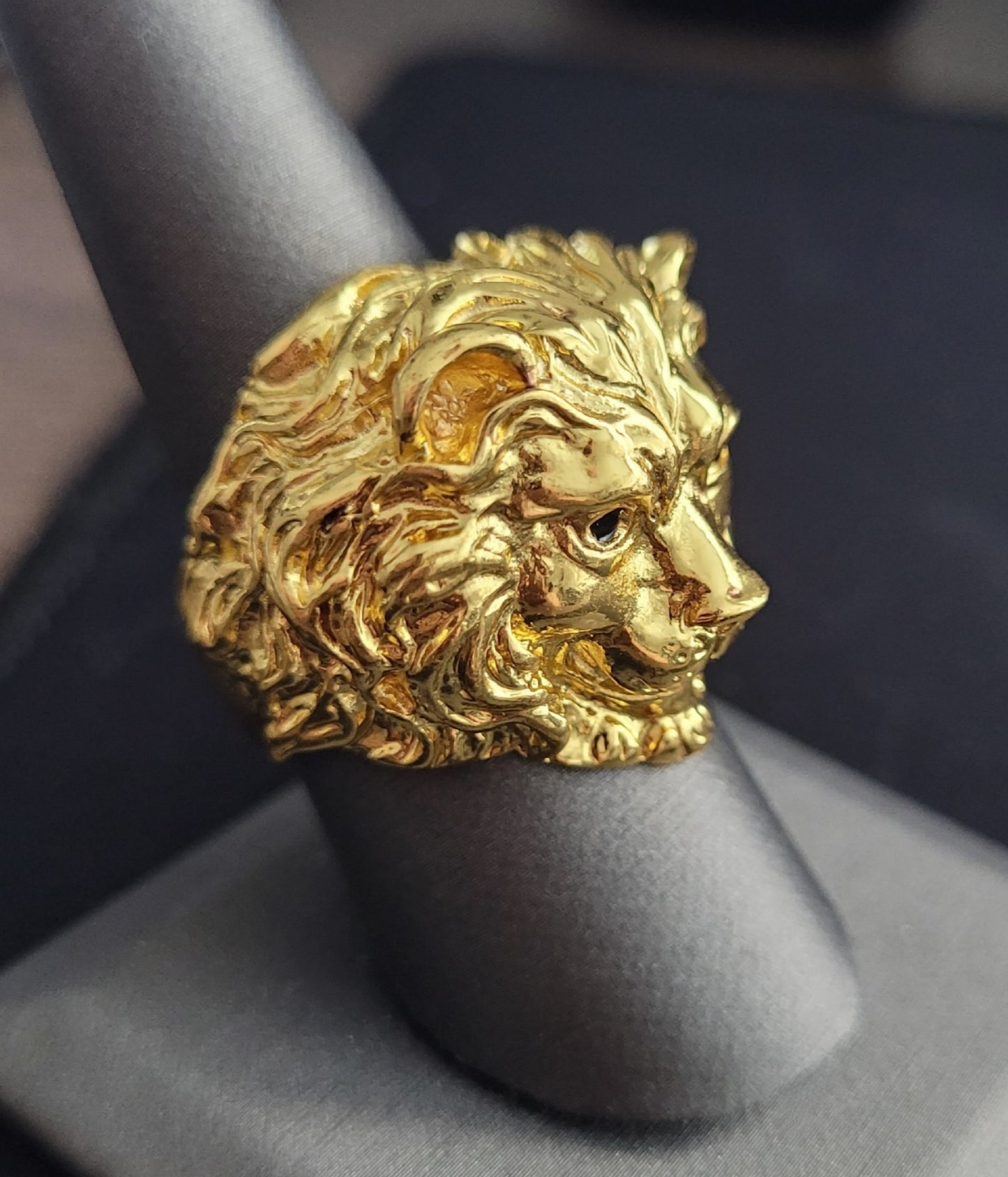 Men's Lion Face Gold Power Symbol Ring