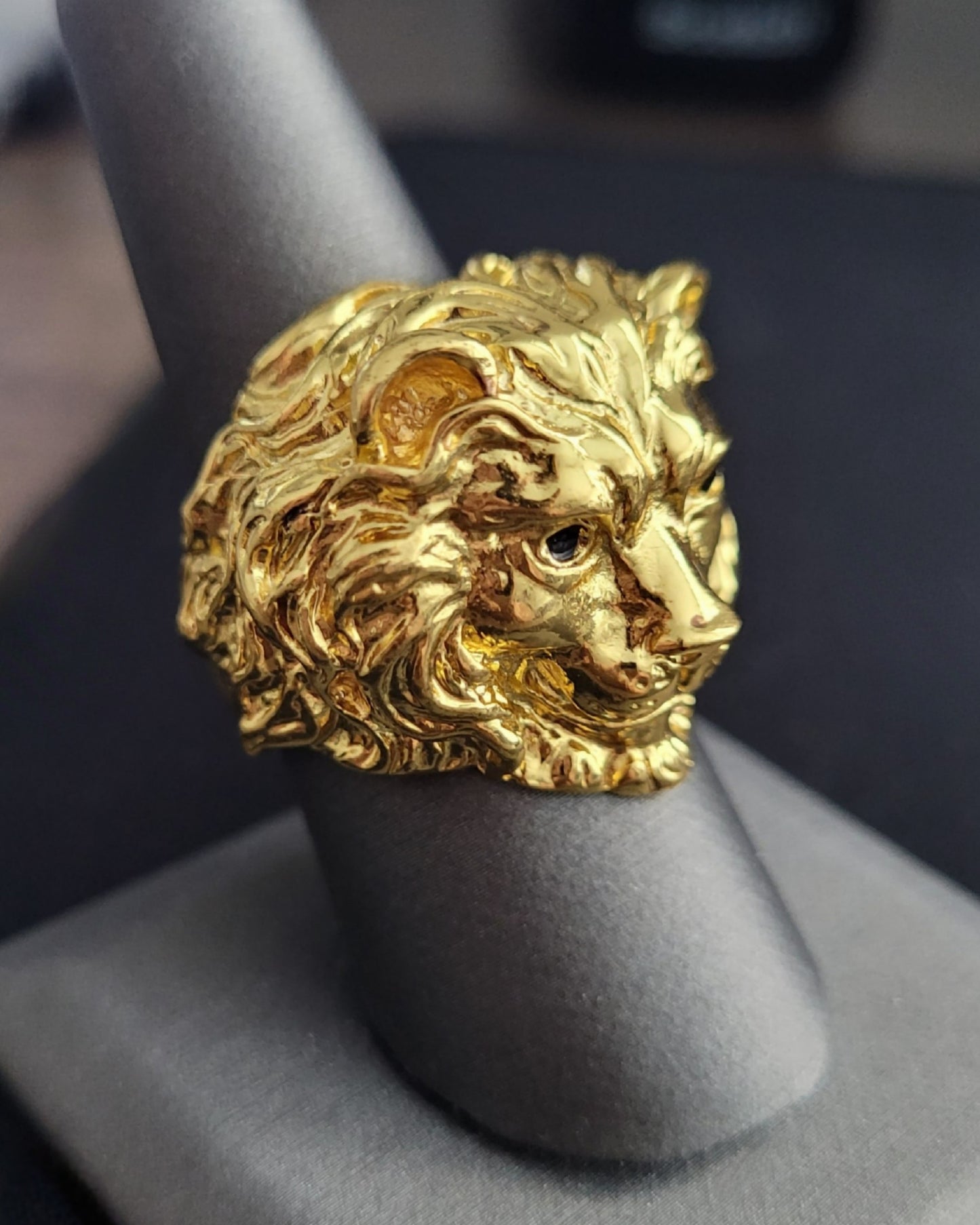 Men's Lion Face Gold Power Symbol Ring