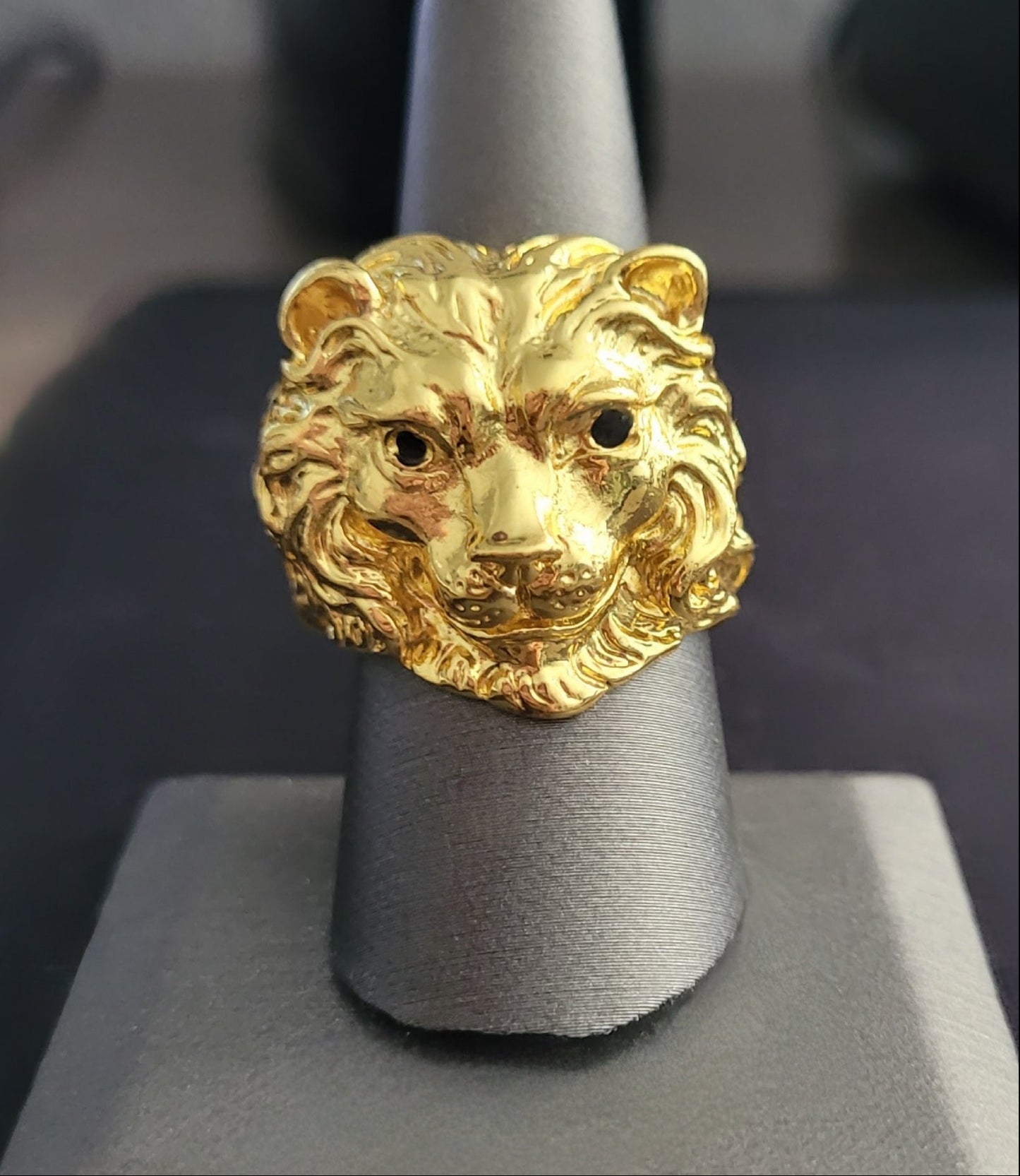 Men's Lion Face Gold Power Symbol Ring