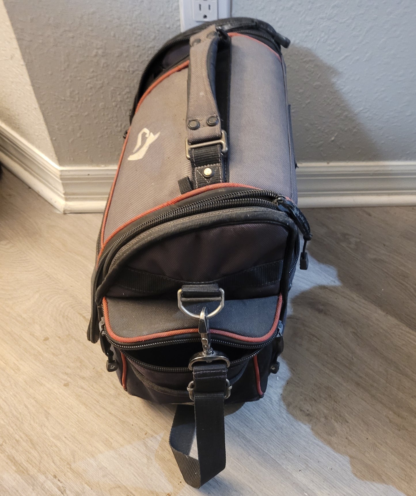 Husky 12" Technician Tool Bag