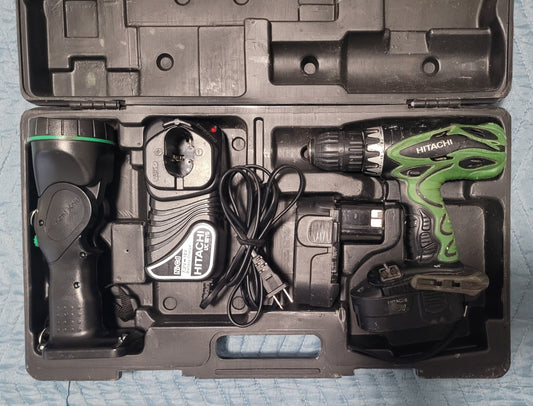 Hitachi 18V Cordless Drill & Flashlight Kit