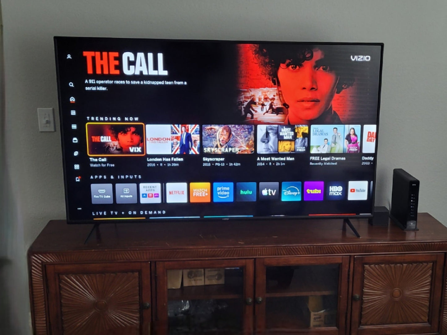 Vizio 65" 4K Smart TV V655-H19 & 2 Remotes