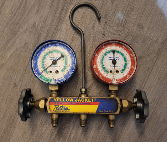 Yellow Jacket Test and Charging Manifold