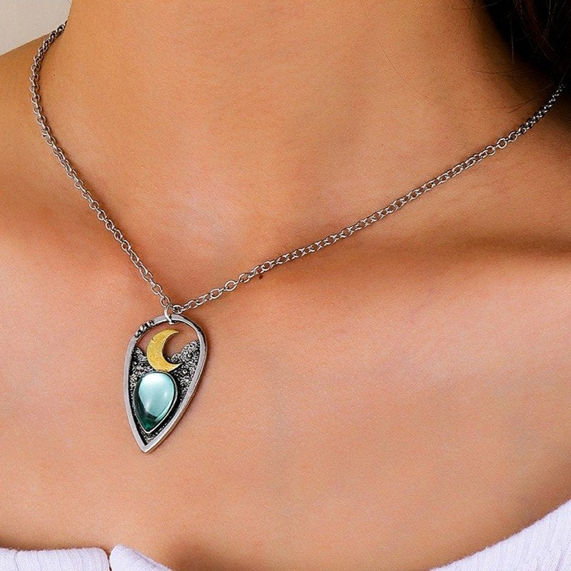 Boho Moon Stone Teardrop Pendant Silver Vintage Necklace