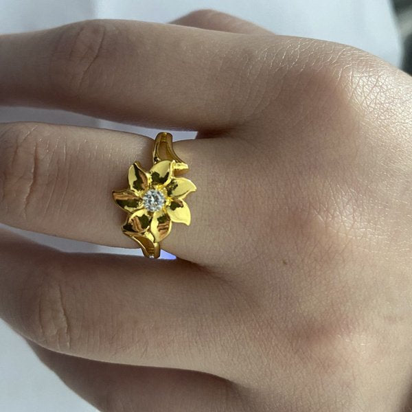 Handmade Flower Leaves Floral Elegant Gold Ring