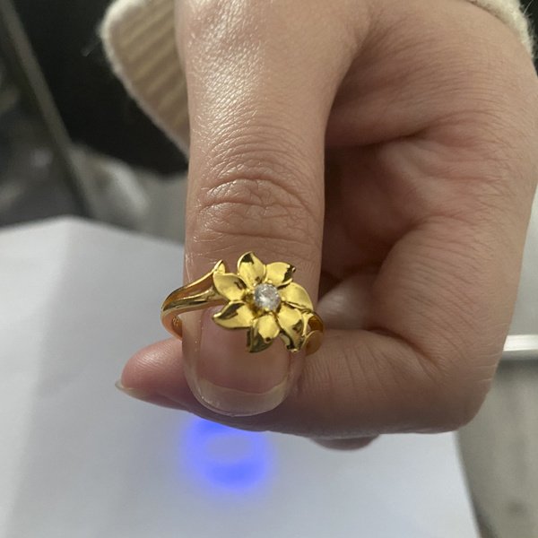 Handmade Flower Leaves Floral Elegant Gold Ring