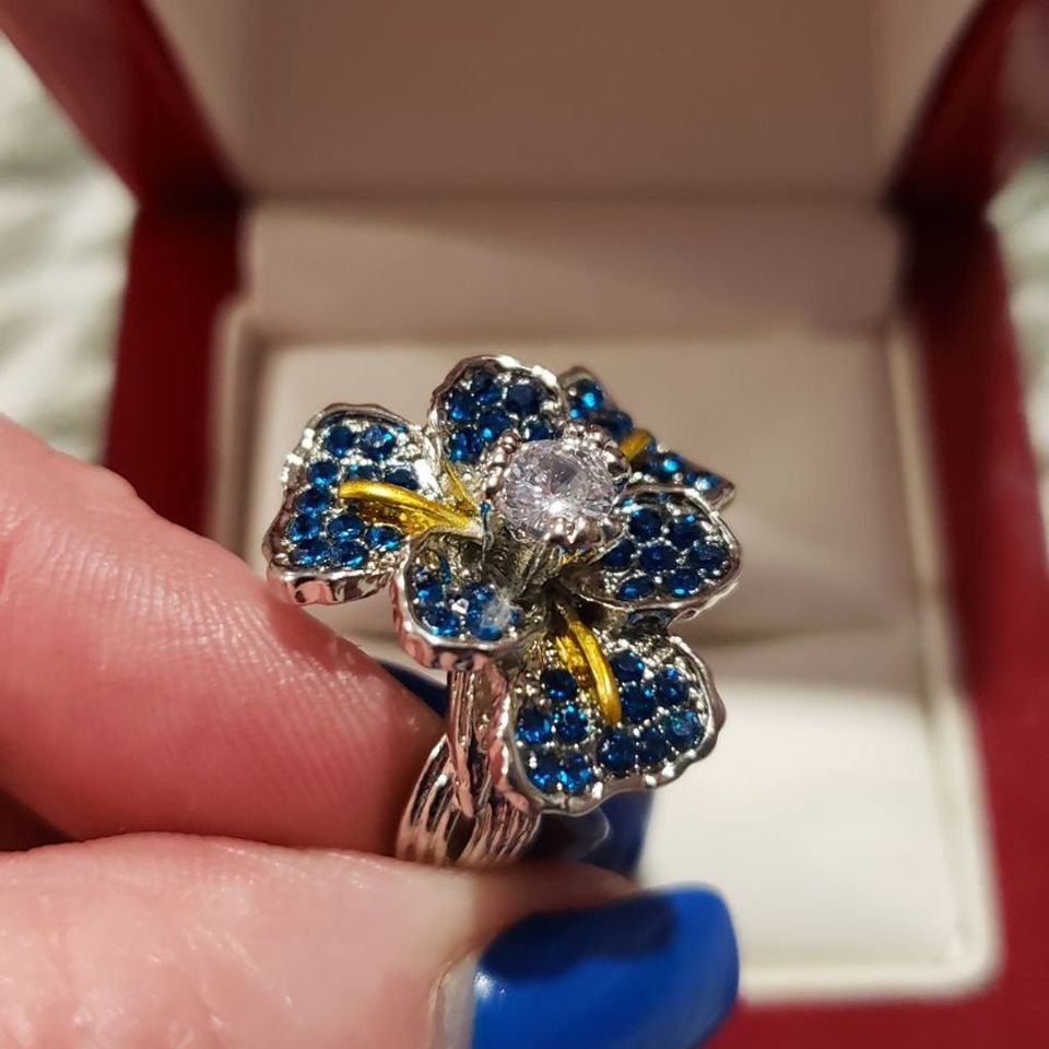 Sterling Silver Blue Iris Flower Crystals Ring