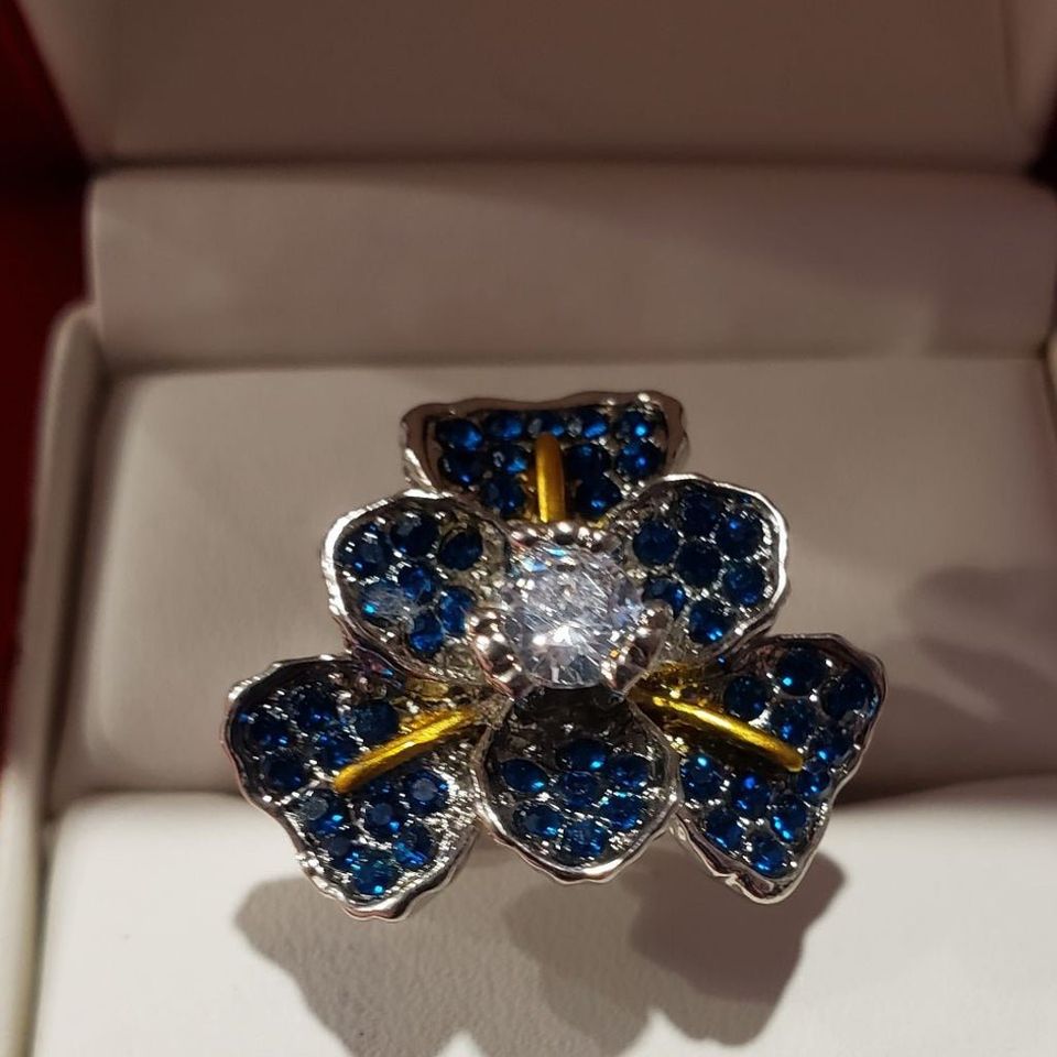 Sterling Silver Blue Iris Flower Crystals Ring