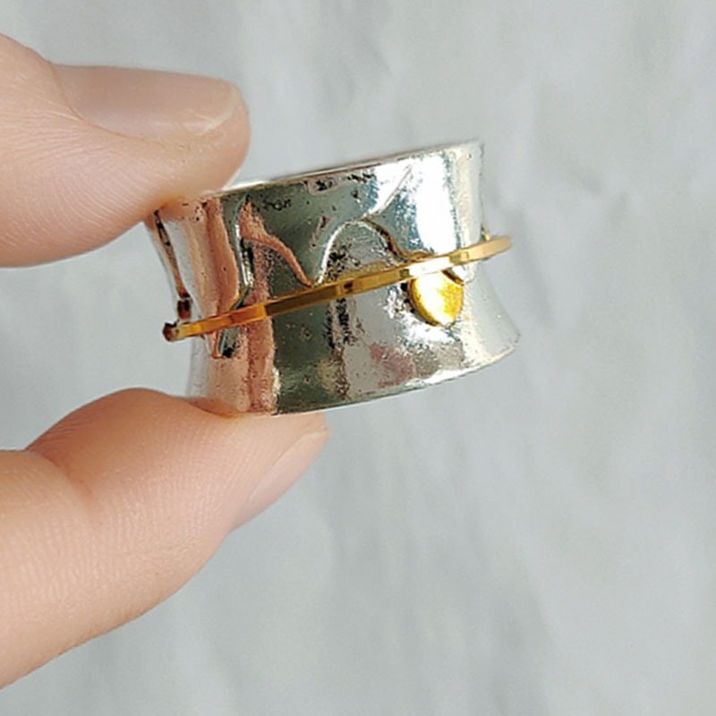 Retro Wide Mountain Peak Two-Tone Spinner Ring