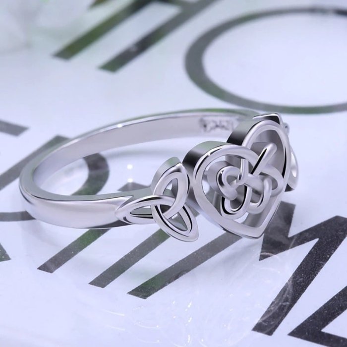 Classic Silver Celtic Knot Heart Ring