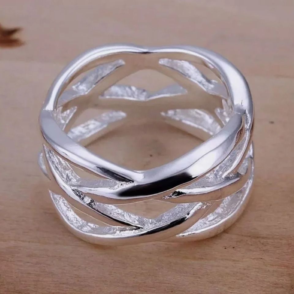 925 Sterling Silver Unique Overlapping Ring