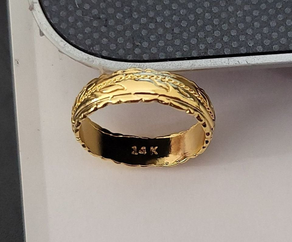Classic Carved Rose Flower Engraved Gold Ring