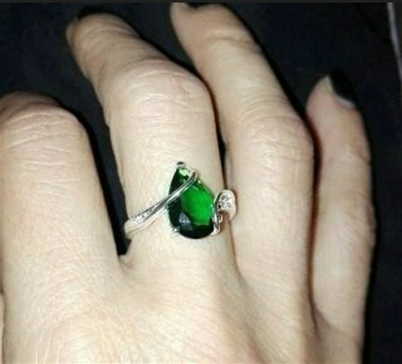 925 Sterling Silver Big Emerald Green Teardrop Ring