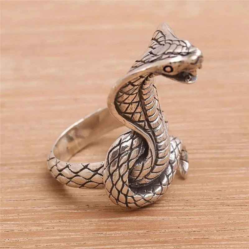 Lady Cobra Snake Wrap Silver Punk Ring